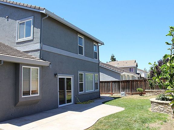 3rd image of 1542 Marine Ct