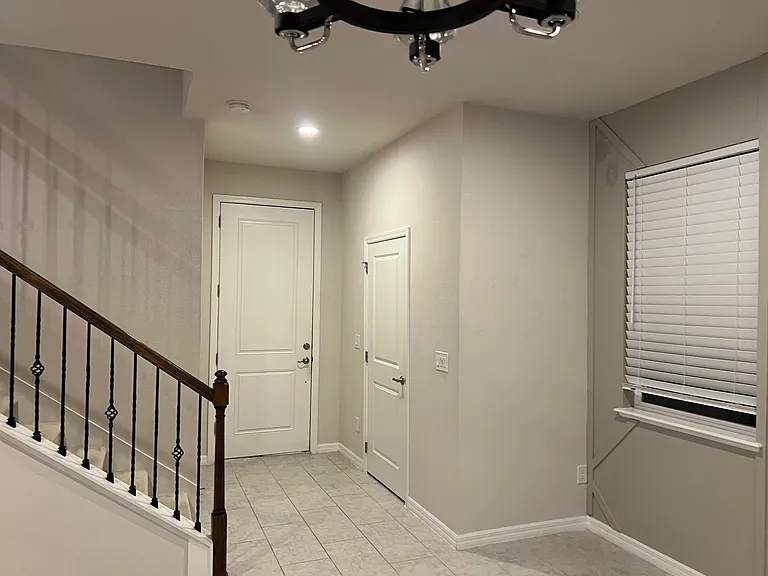 3601 Voyager Ln — Photo 16