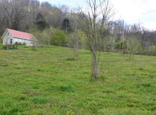 1156 Knob Creek Rd, Celina, TN 38551