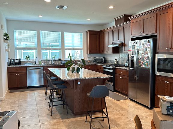 3rd image of 210 Ashton Way