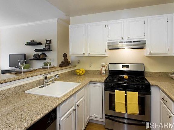 3rd image of 1921 Jefferson St APT 106