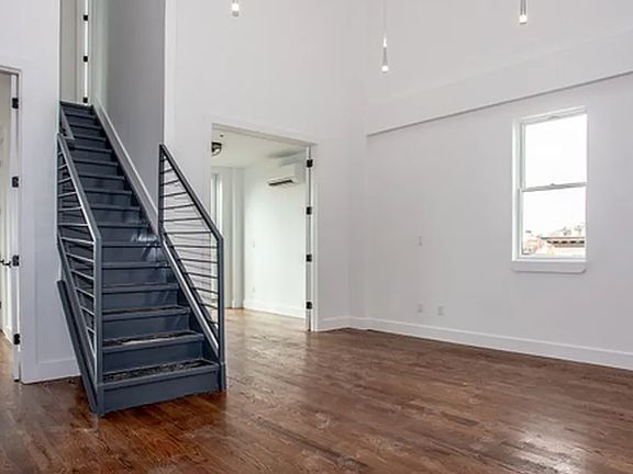 5th image of 1266 Pacific St #2D
