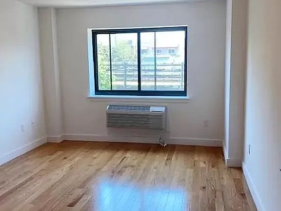 3rd image of 31-35 31st St #306