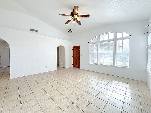 5th image of 12245 Amstater Cir