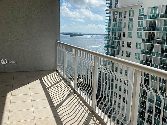 2nd image of 1200 Brickell Bay Dr APT 2417