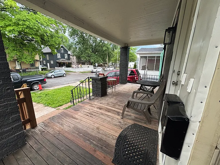 122 N White Ave #1 — Photo 6