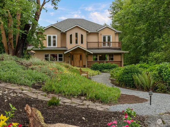 14730 75th Avenue NE, Kenmore, WA 98028