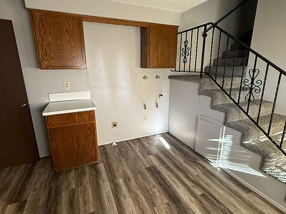 3rd image of 3709 50th Ave E