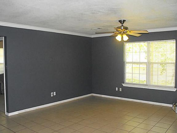 4th image of 322 Shiloh Cir