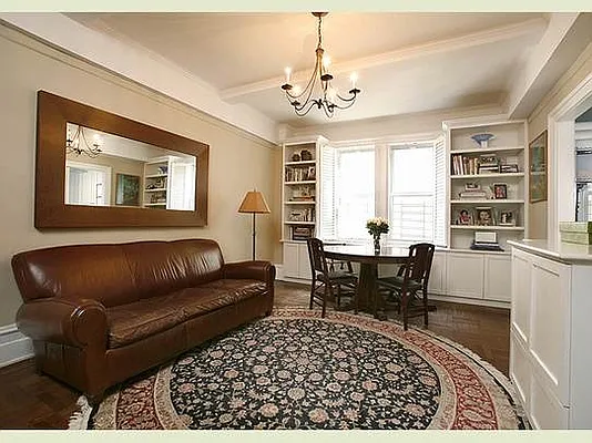Sold by Stribling | media 7