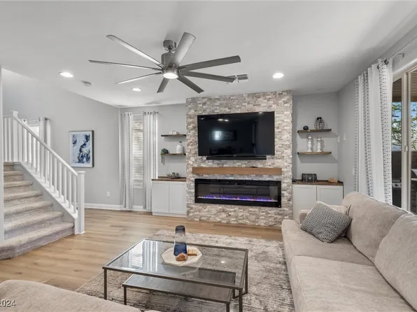 7796 Willow Garden Ct, Las Vegas, NV 89179