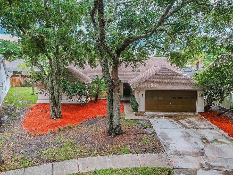 1st image of 9315 Regents Park Dr