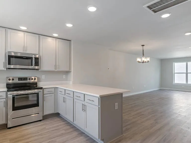 Lookout View Townhomes — Photo 5