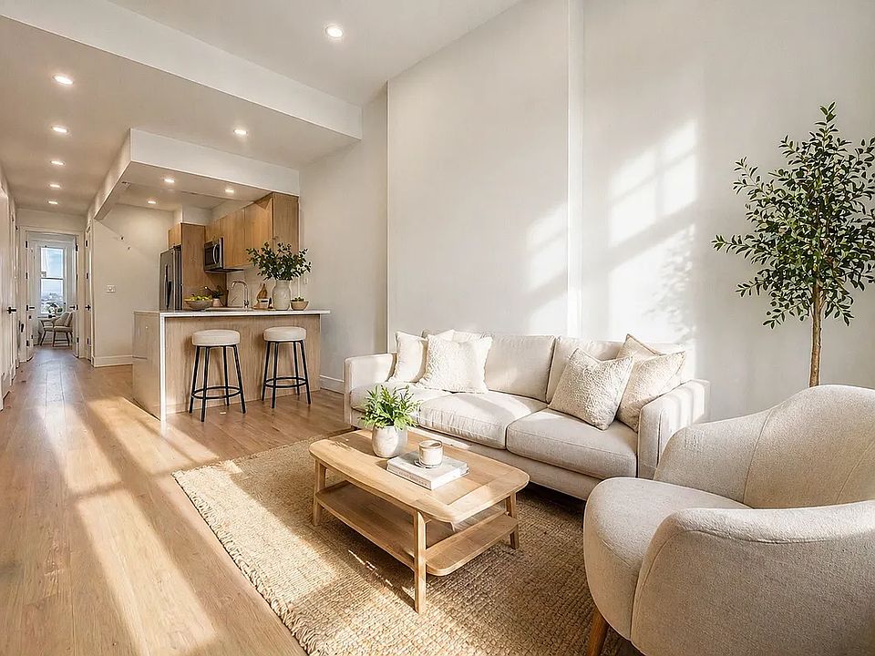 1st image of 242 6th St APT 4R