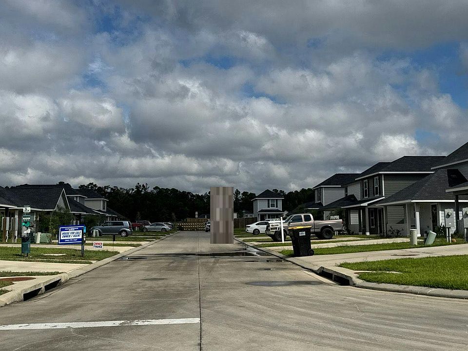 2nd image of 16939 Marie Village Dr