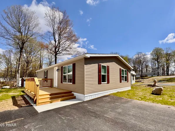 120 Middle Rd, Greentown, PA 18426