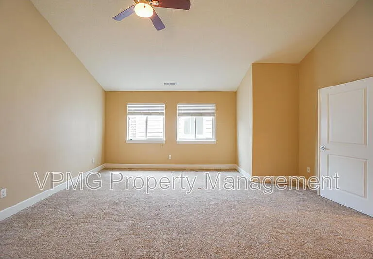 1403 SE 194th Pl — Photo 33