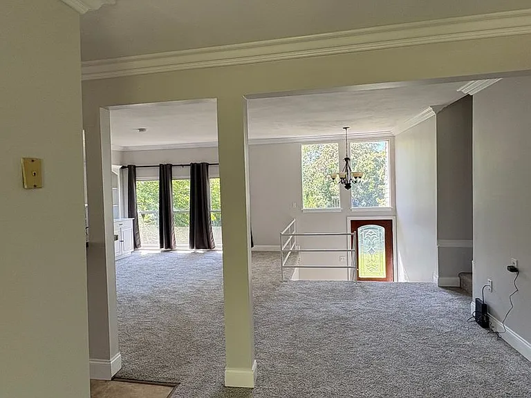 4839 Hillsdale Cir — Photo 12