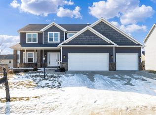 6500 Callahan Ct, Edwards, IL 61528