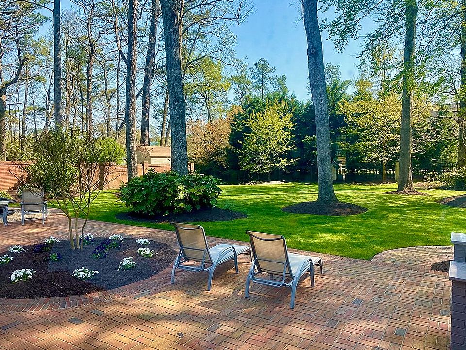 1st image of 1357 Carolyn Dr