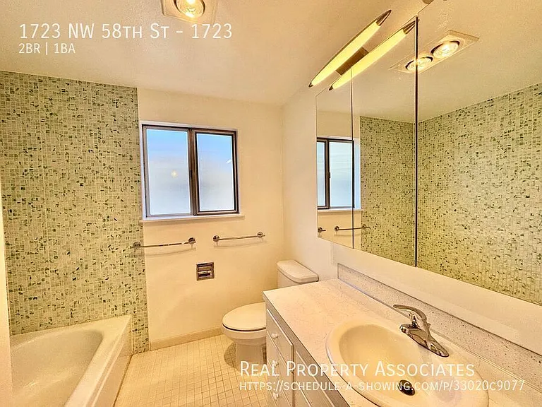 1723 NW 58th St #1723 — Photo 11