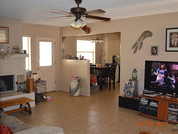 5th image of 1106 Angie St