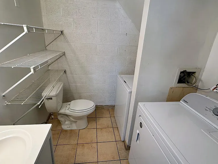 10044 Forest View Pl — Photo 11