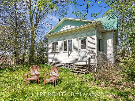 2nd image of 3515 Greenlane Rd