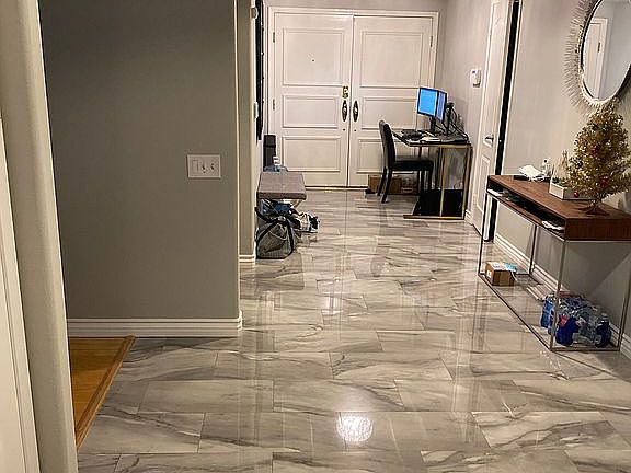 3rd image of 11855 Goshen Ave APT 202