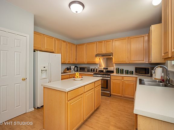 4th image of 3032 Shenandoah Dr