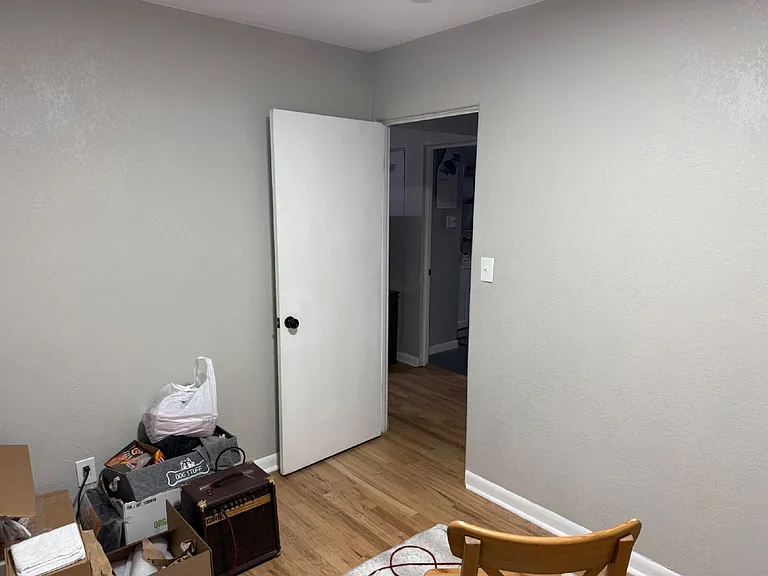 2910 S Delaware St — Photo 11