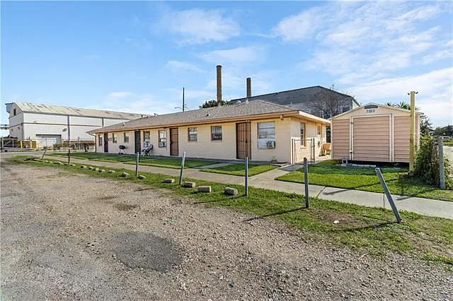 1 bed, 1.0 bath, 468 sqft, $1,100 — Photo 1