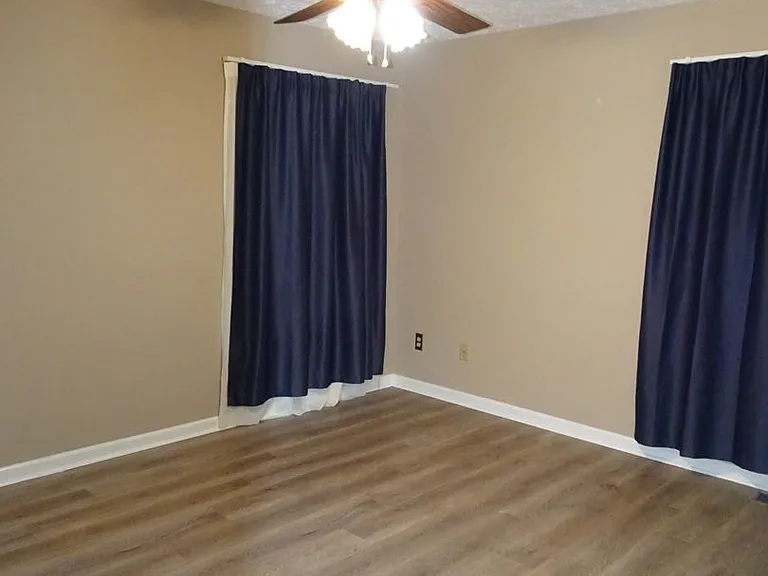 6240 Adams Hunt Dr — Photo 8