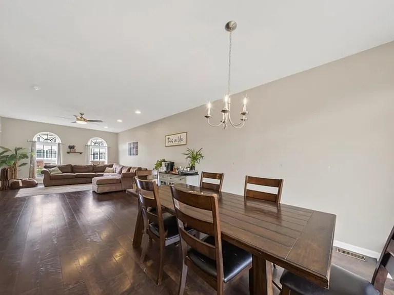 2111 Audubon Trl — Photo 4
