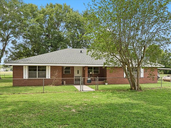 2nd image of 26523 Dobbin Huffsmith Rd
