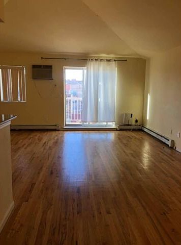 1st image of 157 Bay 43 St