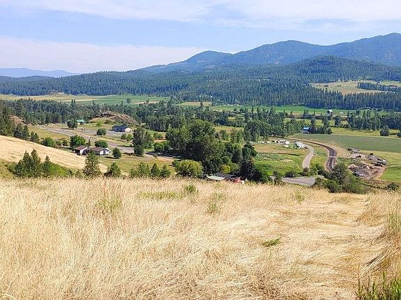 3rd image of 700 Pingston Creek Rd