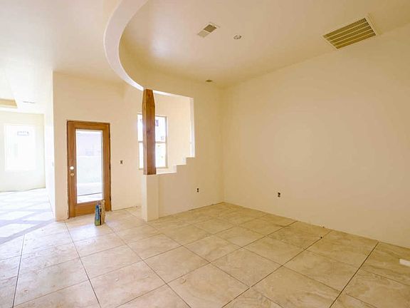 4th image of 3703 Santa Adriana Ave