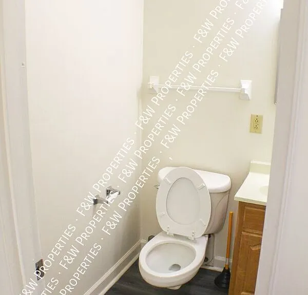 1002 Bryden Rd #A02 — Photo 10