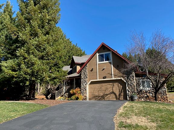 2nd image of 410 Apple Blossom Dr