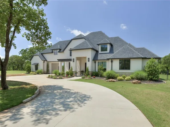 6801 Gentry Cir, Edmond, OK 73034