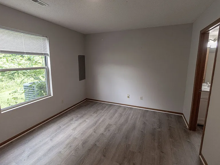 3263 S Brampton Ct — Photo 6