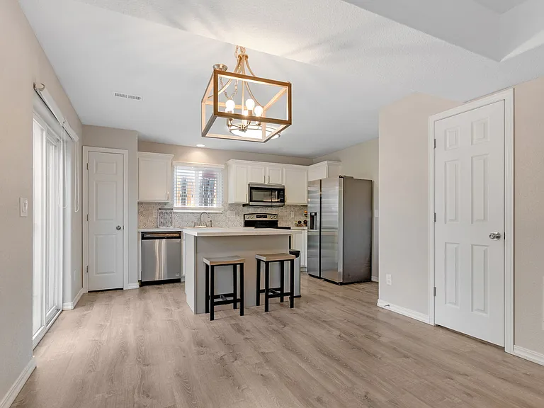 2350 Spring Blossom Dr — Photo 10