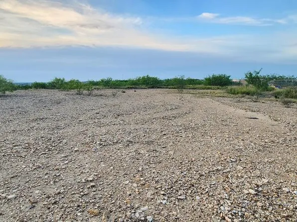2052 Brown St., Eagle Pass, TX 78852
