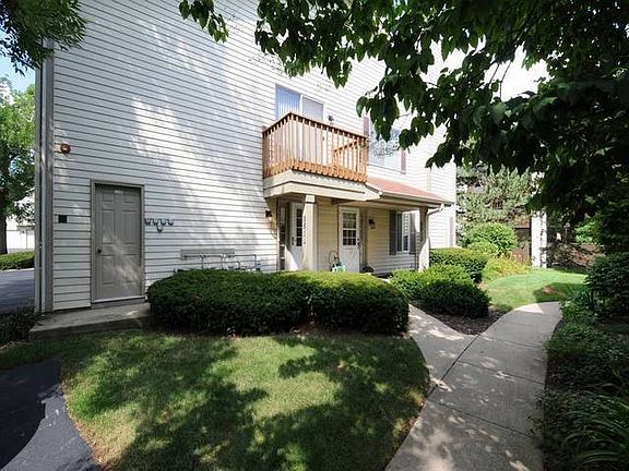 2nd image of 5515 Barclay Ct