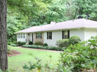 1121 Cedarwood Ln, Charlotte, NC 28212