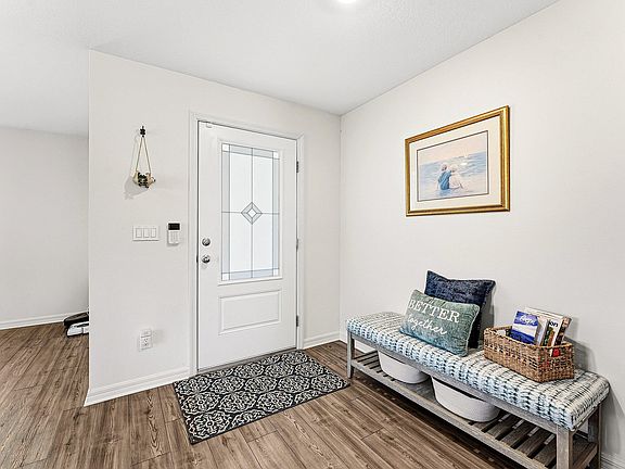 5th image of 1652 SW Penrose Avenue