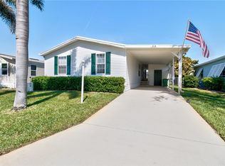 318 Macadamia Dr, Barefoot Bay, FL 32976