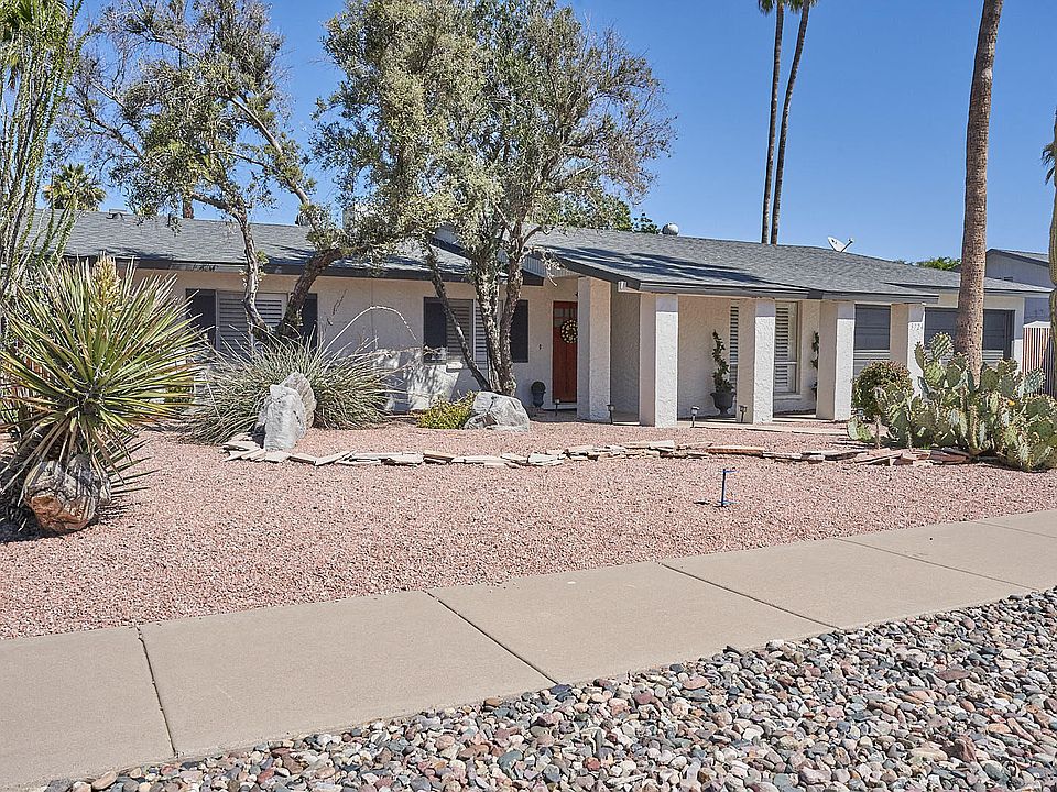 1st image of 3724 E Garden Dr
