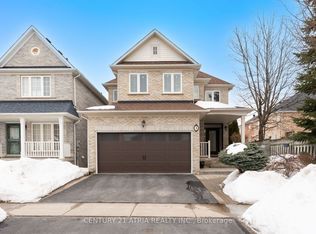 3 Oxfordshire St, Markham, ON L6C 2E1